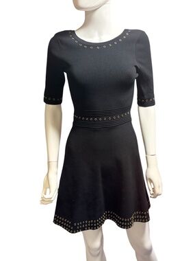VALIANT Parias Ribbed Grommet Dress - S